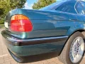 BMW gepflegter ascot-grüner BMW 740