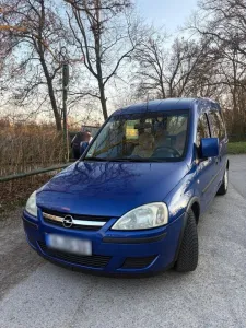 Opel Zum Verkauf steht ein Opel Combo in schöne...