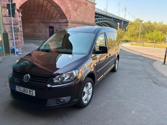 Volkswagen VW Caddy Maxi - PARAVAN Rollstuhl - Heckeinstieg