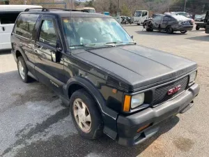 GMC Typhoon