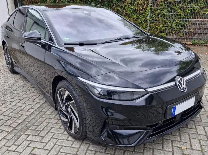 Volkswagen ID.7 Pro 82 kWh 210 kW Keramikversiegelt *TOP*