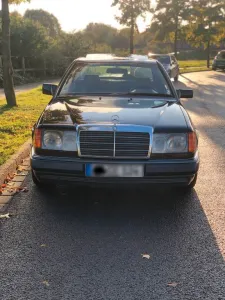 Mercedes-Benz W124 Coupé 300 CE (C124)