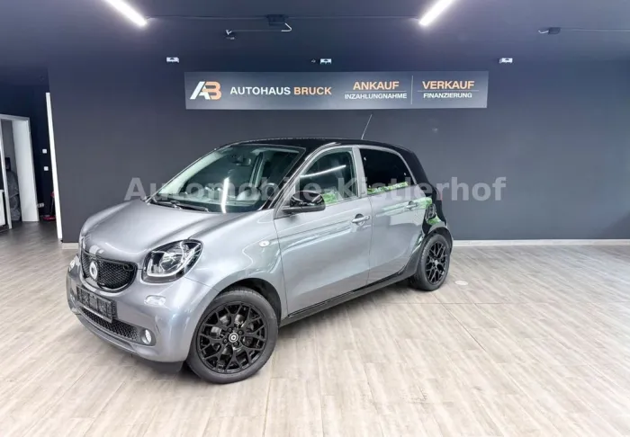 Smart ForFour * PRIME LED NAVI SHZ PDC*