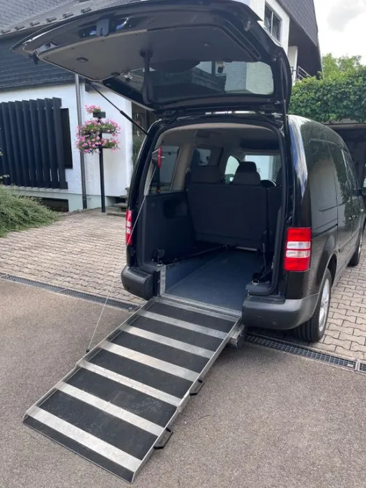 Volkswagen Caddy 1,6TDI 55kW BMT Roncalli Edition 7 Ron...