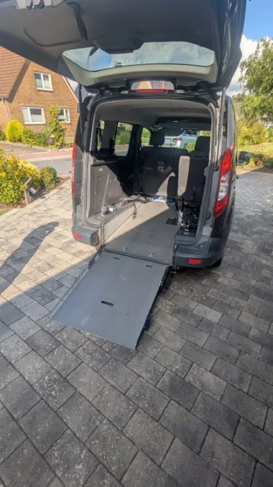 Ford Tourneo Connect 1.5 TDCi 88kW Trend Trend