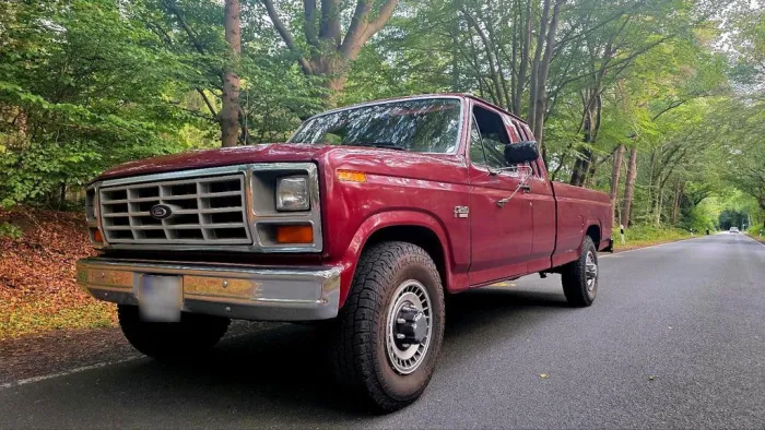 Ford F250 Bullnose Super Cab