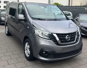 Nissan NV300 dci PREMIUM *8-SITZER*NAVI* INSPEK./ NEU*