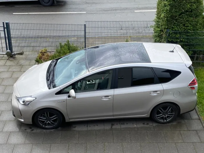 Toyota Prius+ 1.8-l-VVT-i Executive Pano