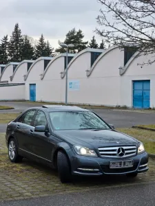 Mercedes-Benz C 250. Autom. 7G.Sitzhzg. gepflegt & gewartet