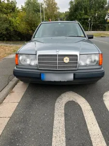 Mercedes-Benz Mercedes Benz 230TE in guten Zustand