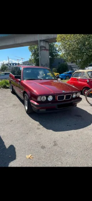 BMW E34 mit TÜV in Bordeaux Rot