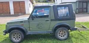Suzuki Samurai