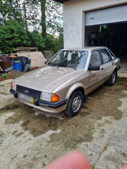 Ford Escort
