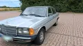 Mercedes-Benz Mercedes- Benz W123 230E Astralsilber-Meta...