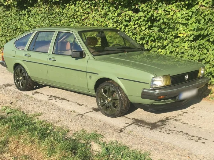 Volkswagen VW Passat 32b Oldtimer Oliv BW Style Proje...