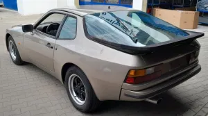 Porsche 944 2.5.L Automatik