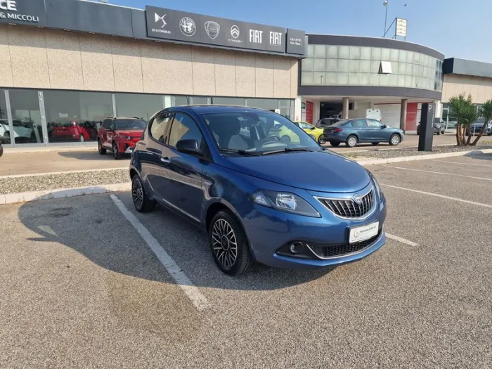 Lancia LANCIA Ypsilon 1.0 firefly hybrid Platino s&s 70