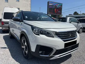 Peugeot 5008 CROSSWAY ALU/NAVI/Kam180°/7Sitze/ZR neu!