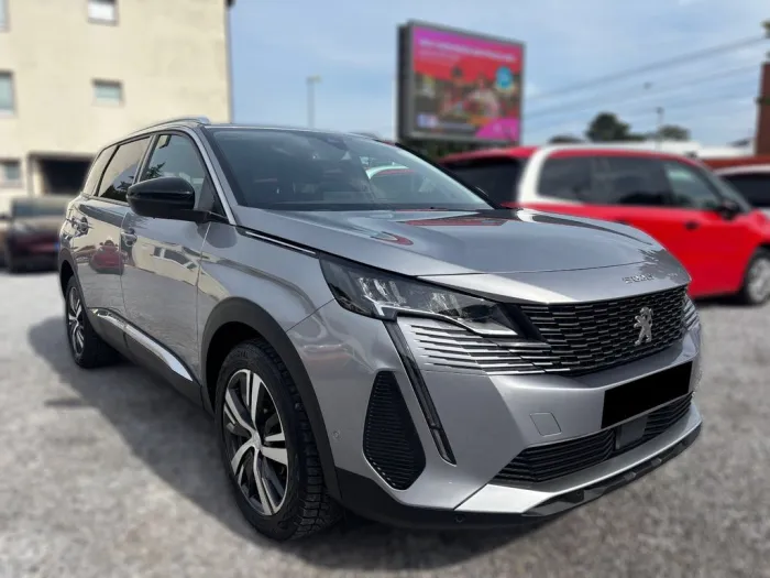 Peugeot 5008 Allure KAMERA 180° LED 7-Sitze ZR-neu!