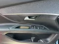 Peugeot 5008 Allure ALU/NAVI/Kam180°/AHK/7Sitze ZR neu