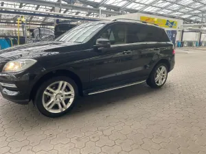 Mercedes-Benz ML 350 BlueTEC 4MATIC  Auto...