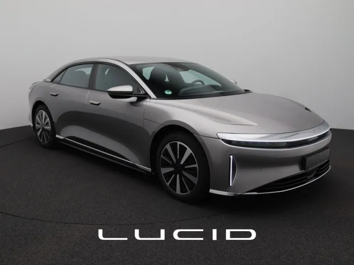 Lucid Air Pure AWD