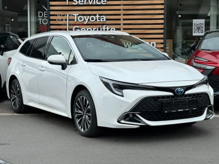 Toyota Corolla 2.0l Teamplayer - el. Heckklappe - LED