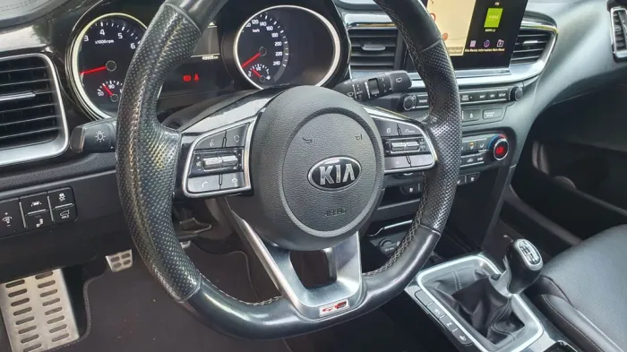 Kia ProCeed GT Lin,Panorama-Schiebedach, Kamera,Navi