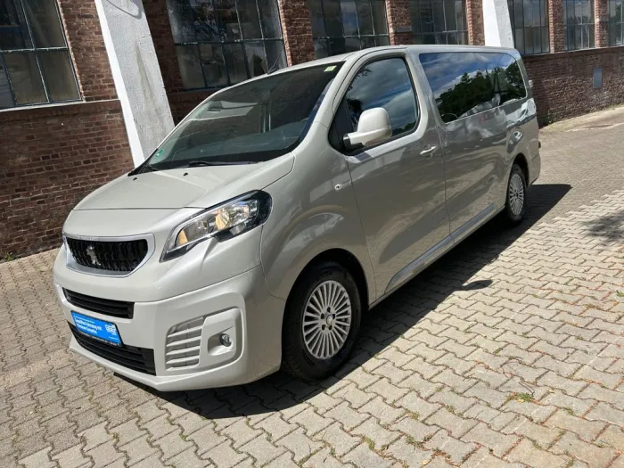 Peugeot Traveller BlueHDi 115 *88921KM*2 Jahre Garantie*