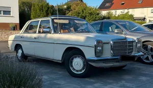Mercedes-Benz w115 230.4