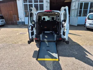 Ford Transit Connect lang-Wenderampe