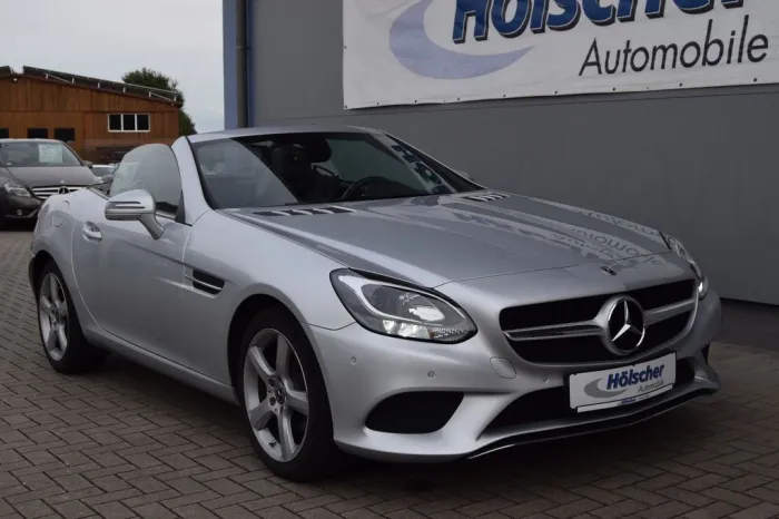 Mercedes-Benz SLC 180!AUTOMATIK!Navi,Xenon,Panorama,Leder,