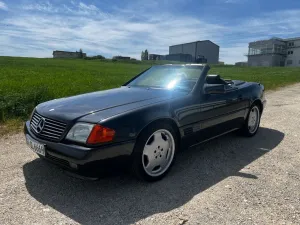 Mercedes-Benz SL 300 Oldtimer R129 Cabrio 