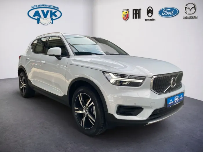 Volvo XC 40 XC40 Momentum Pro 2WD