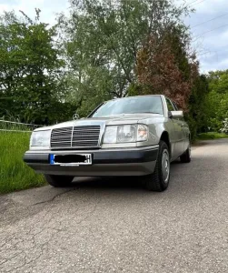 Mercedes-Benz Mercedes Benz 200E