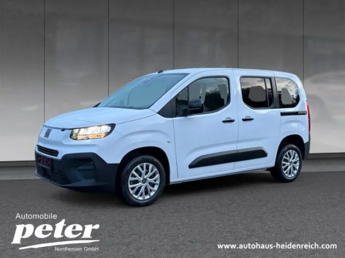 Fiat Doblo Kombi 5 Sitze Autom Sitzh. Klimaauto Rückf