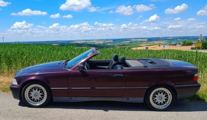 BMW 325 i Cabrio, E36 mit 192 PS TÜV 08/20...