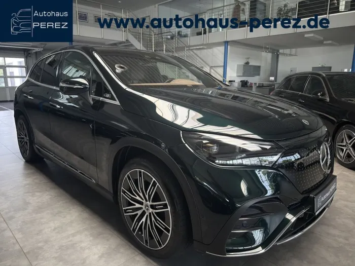 Mercedes-Benz EQE SUV 350+ AMG PREMIUM HYPERSCREEN - SITZKLIMA