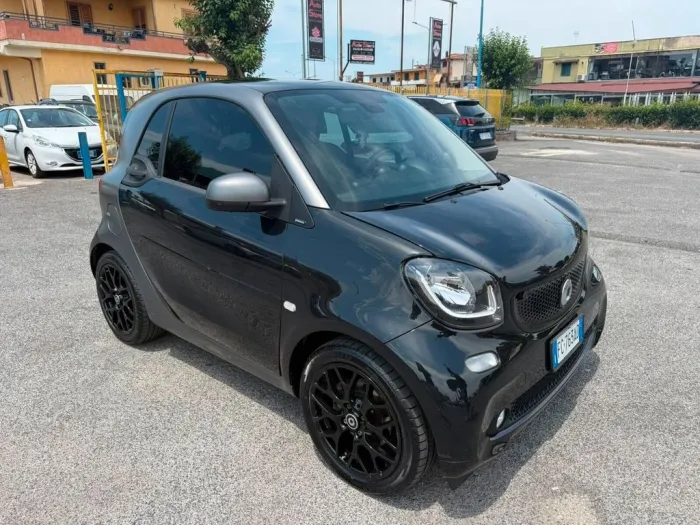 Smart SMART FORTWO 0.9TURBO90CV PASSION AUTOMATICA EUR