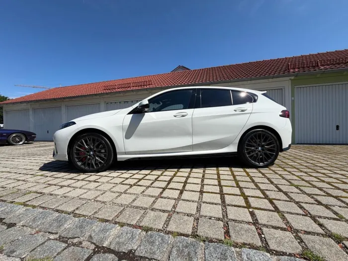 BMW 123 xdrive M-Spotpaket pro  LP 56.798,99 €