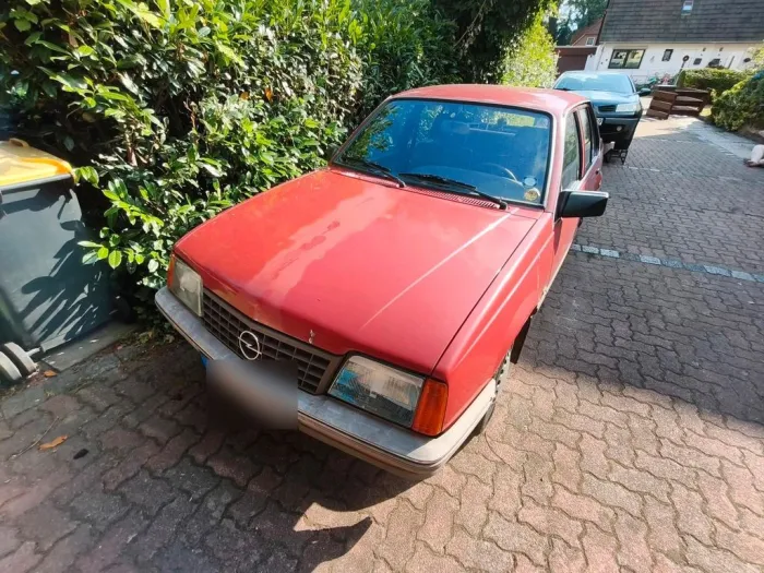 Opel Ascona C 1.3S  H Gutachten und TÜV