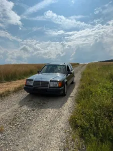 Mercedes-Benz Mercedes W124 230TE