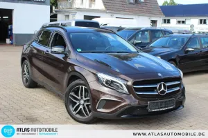 Mercedes-Benz GLA 200 Urban Aut LEDER=NAVI=Bi-Xenon=1.Hand