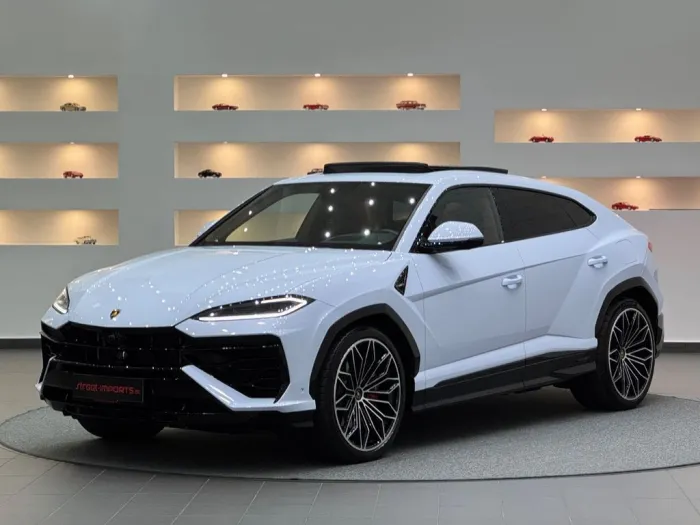 Lamborghini Urus SE *Ad Personam*