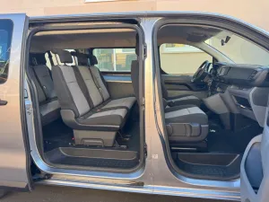 Peugeot Expert Kombi L2 8Sitzer 2xPDC+NAVI+Tempomat