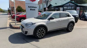 Fiat 600 Hybrid La Prima