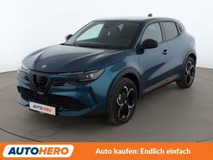 Alfa Romeo Junior 1.2 VGT Mild-Hybrid Speciale Aut*NAVI*LED