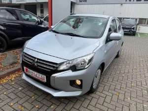 Mitsubishi Space Star Select
