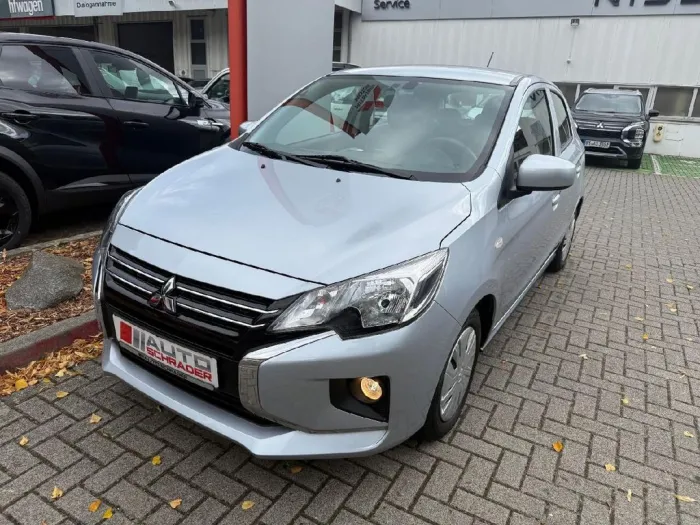 Mitsubishi Space Star Select