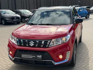 Suzuki Vitara 1.4 S 4x2 wenig Km 32000 / Dach Schwarz